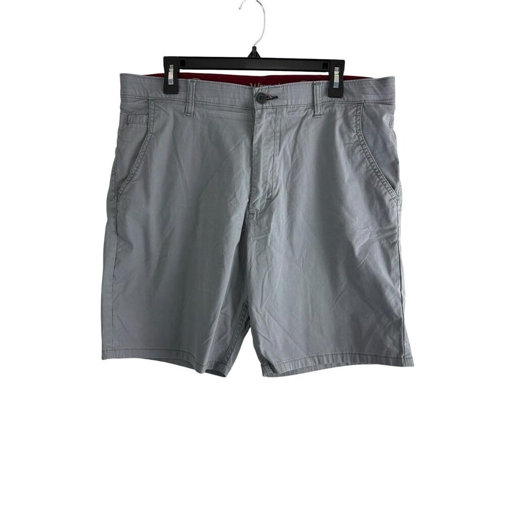 Wrangler Mens Shorts Size 36  Flat Front Chino Pockets Light Gray Casual 9"